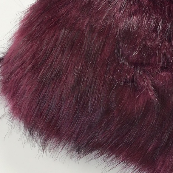 Faux Fur Purple purse crossbody NWT - Picture 6 of 6